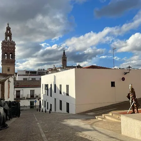Estudio Tau Jerez De Los Caballeros Buitenkant foto